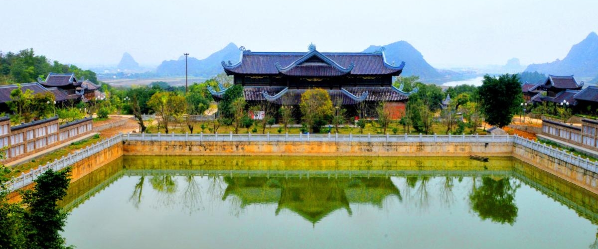 HOA LU – TRANG AN - 1 DAY TRIP BY LIMOUSINE (Cycling)