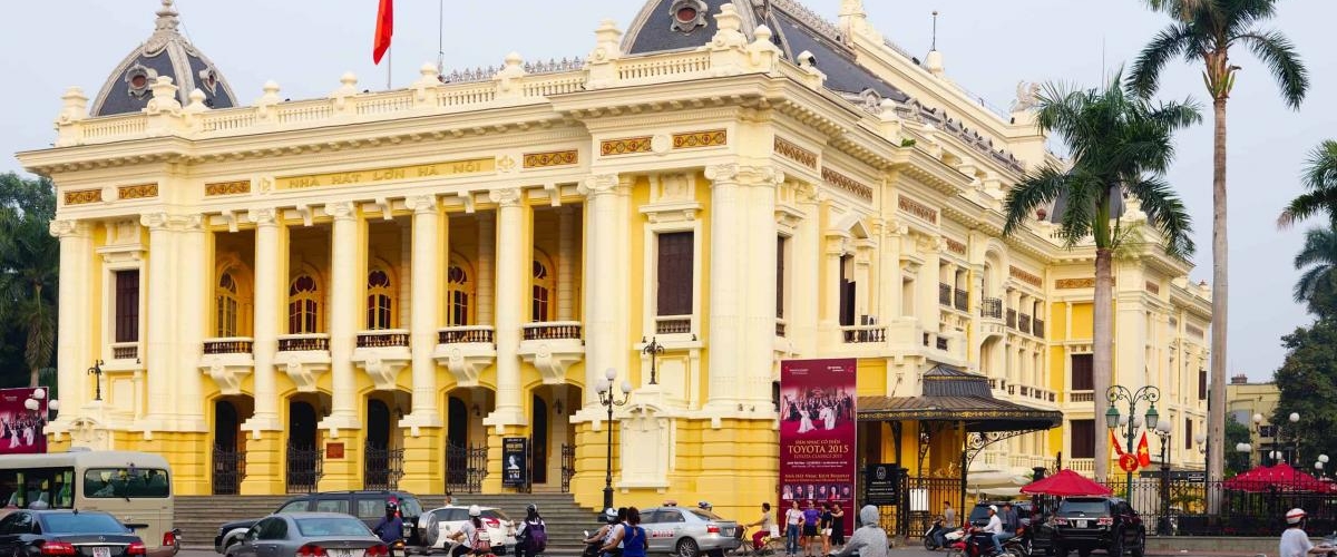 Exploring Jeep Tour Through the Red River Delta