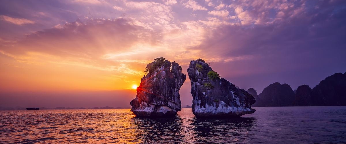 HALONG BAY -  DAY TOUR ON LUXURY CRUISE