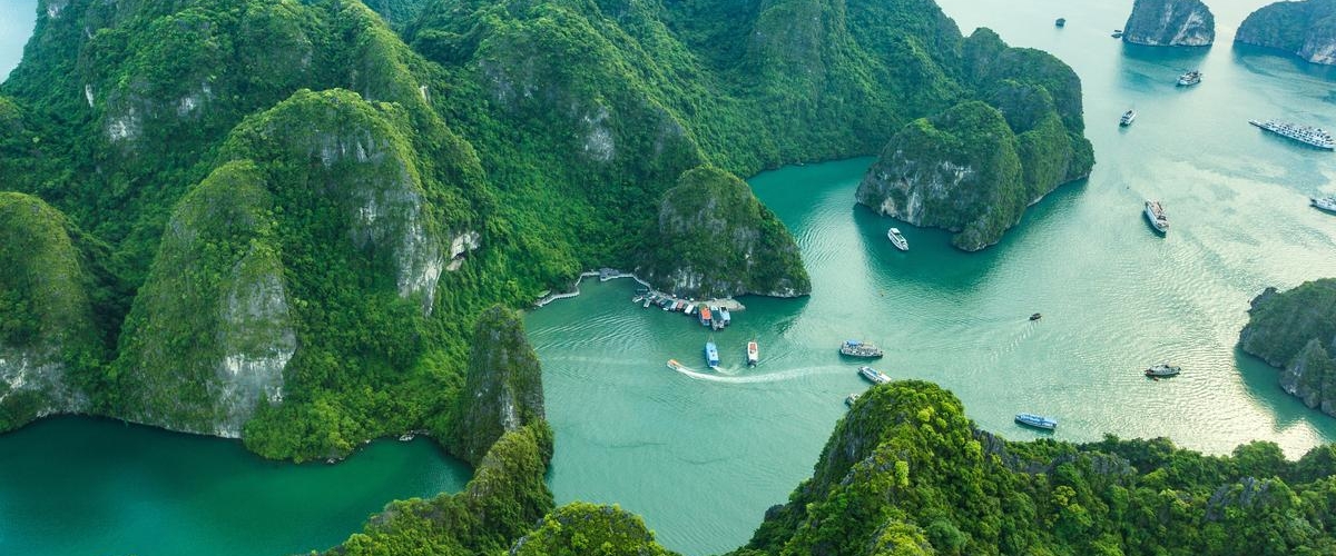 HALONG BAY -  DAY TOUR ON LUXURY CRUISE