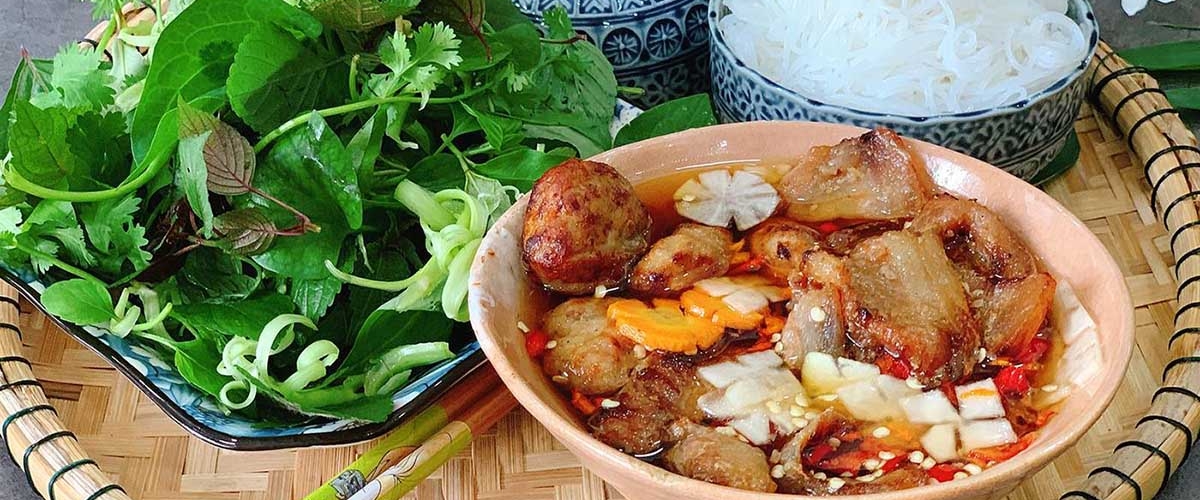 Amazing Jeep Tour for Food Lovers