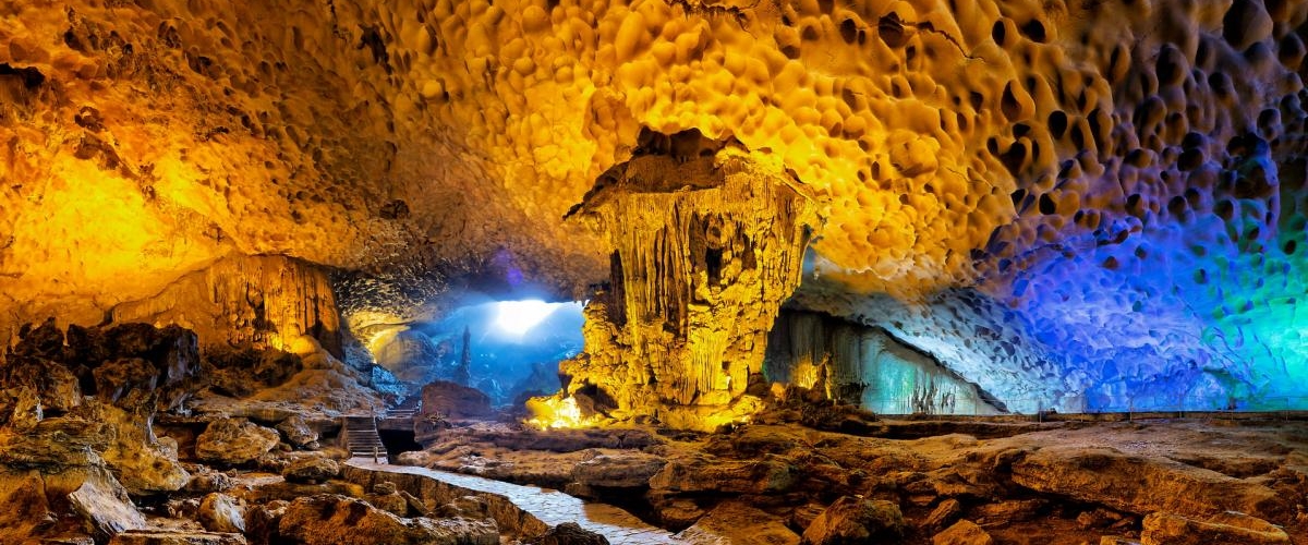 HALONG BAY -  DAY TOUR ON LUXURY CRUISE