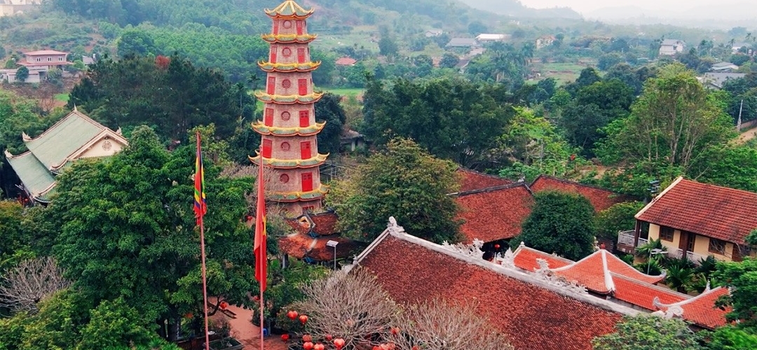 Hanoi Jeep Tour 1 Day Explore Ba Vi National Park